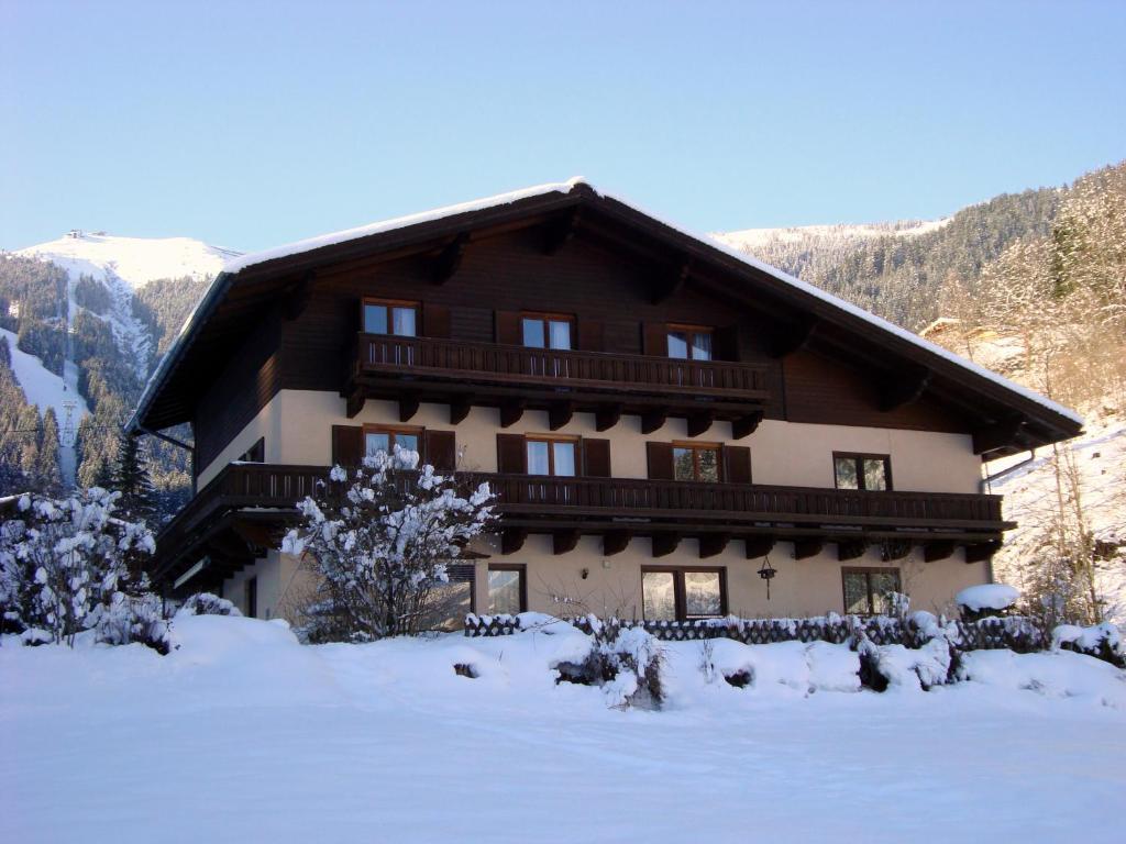 Landhaus Marlies Apartments Zell am See Eksteriør billede