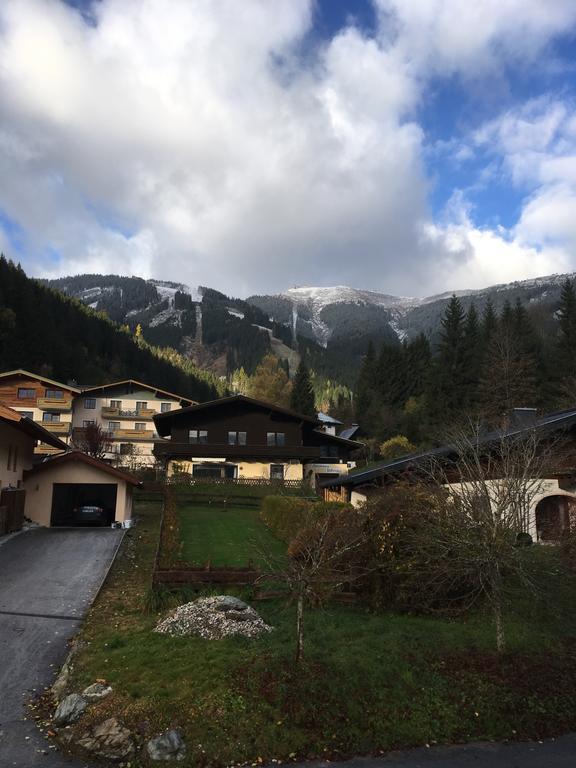 Landhaus Marlies Apartments Zell am See Eksteriør billede